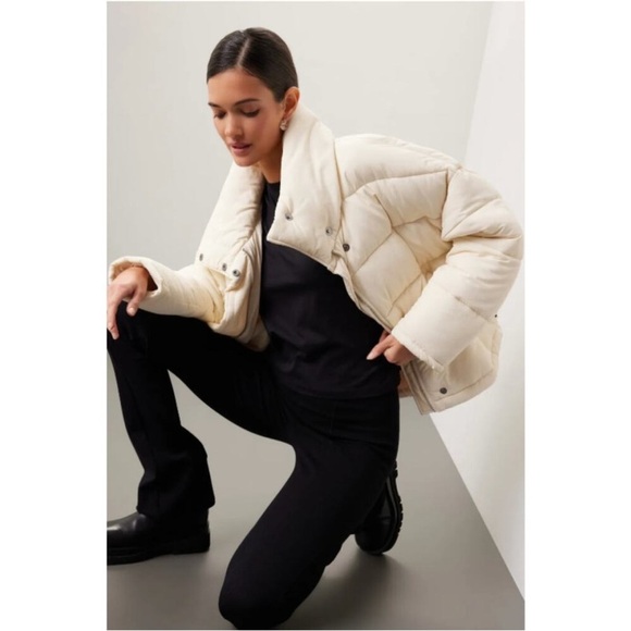 EUC OOFwear Coat Women 40 (Small) Cream Puffer Zip Front Insulated Oversized - Picture 4 of 16